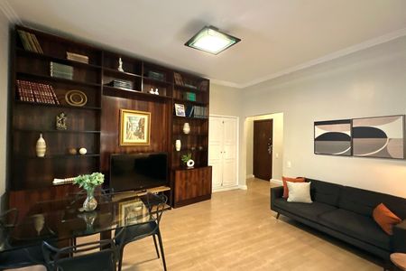 Apartamento para alugar com 70m², 2 quartos e sem vaga