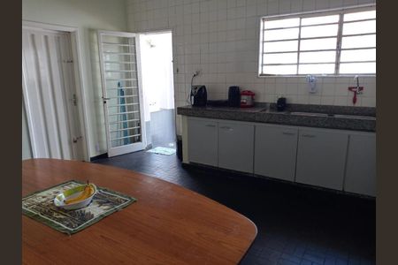 Casa à venda com 315m², 4 quartos e 20 vagasFoto 22