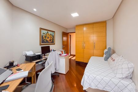 Apartamento para alugar com 117m², 2 quartos e 2 vagas Apartamento para alugar com 117m², 2 quartos e 2 vagasQuarto 1