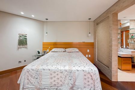 Apartamento para alugar com 117m², 2 quartos e 2 vagas Apartamento para alugar com 117m², 2 quartos e 2 vagasSuíte Master