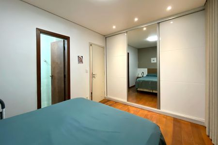 Apartamento à venda com 115m², 3 quartos e 1 vaga Apartamento à venda com 115m², 3 quartos e 1 vagaSuite