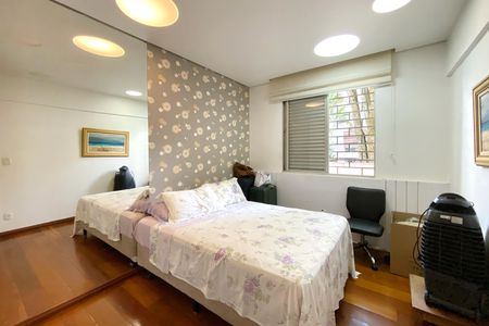 Apartamento à venda com 115m², 3 quartos e 1 vaga Apartamento à venda com 115m², 3 quartos e 1 vagaQuarto 2