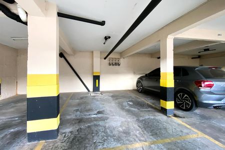 Apartamento à venda com 115m², 3 quartos e 1 vaga Apartamento à venda com 115m², 3 quartos e 1 vagaVaga