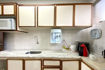 Apartamento à venda com 115m², 3 quartos e 1 vaga Apartamento à venda com 115m², 3 quartos e 1 vagaCozinha