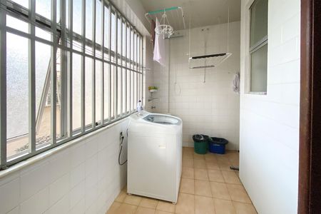 Apartamento à venda com 115m², 3 quartos e 1 vaga Apartamento à venda com 115m², 3 quartos e 1 vagaÁrea de Serviço