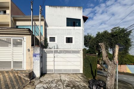 Casa para alugar com 200m², 3 quartos e 4 vagas Casa para alugar com 200m², 3 quartos e 4 vagasFachada