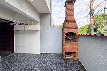 Casa para alugar com 200m², 3 quartos e 4 vagas Casa para alugar com 200m², 3 quartos e 4 vagasÁrea de Serviço