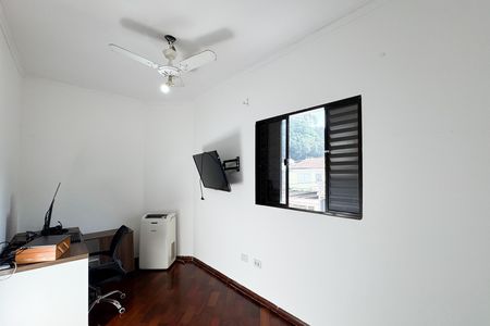 Casa para alugar com 200m², 3 quartos e 4 vagas Casa para alugar com 200m², 3 quartos e 4 vagasQuarto 1