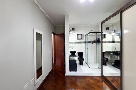 Casa para alugar com 200m², 3 quartos e 4 vagas Casa para alugar com 200m², 3 quartos e 4 vagasSuíte