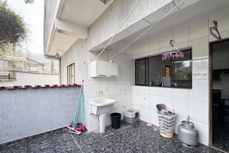 Casa para alugar com 200m², 3 quartos e 4 vagas Casa para alugar com 200m², 3 quartos e 4 vagasÁrea de Serviço