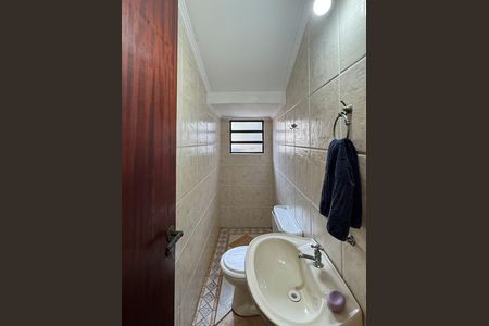 Casa para alugar com 200m², 3 quartos e 4 vagas Casa para alugar com 200m², 3 quartos e 4 vagasLavabo