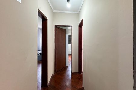 Casa para alugar com 200m², 3 quartos e 4 vagas Casa para alugar com 200m², 3 quartos e 4 vagasAcesso - Quartos