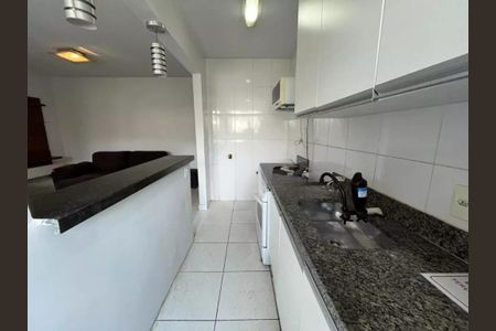 Cozinha de apartamento para alugar com 2 quartos, 65m² em Buritis, Belo Horizonte