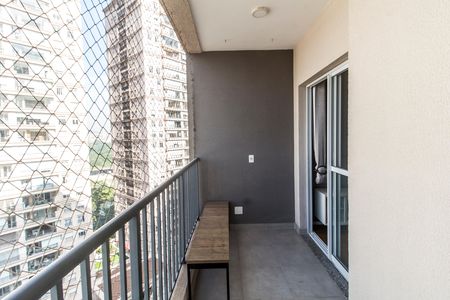 Varanda de apartamento para alugar com 2 quartos, 52m² em Alphaville Empresarial, Barueri