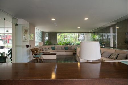Apartamento à venda com 58m², 1 quarto e 1 vaga Apartamento à venda com 58m², 1 quarto e 1 vagaÁrea comum - Salão de festas