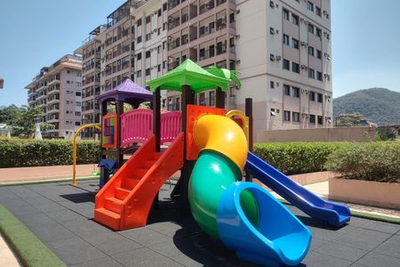 Apartamento para alugar com 60m², 2 quartos e 1 vaga Apartamento para alugar com 60m², 2 quartos e 1 vagaÁrea comum - Playground