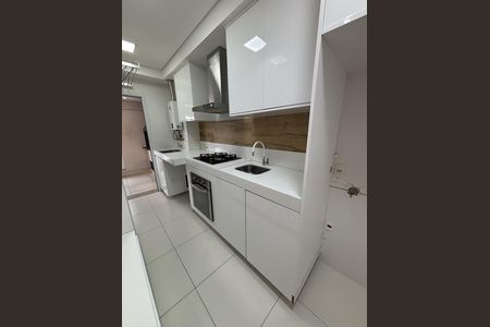 Apartamento à venda com 77m², 2 quartos e 1 vagaCozinha