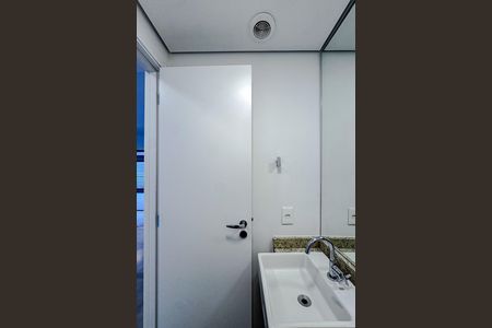 Apartamento para alugar com 165m², 3 quartos e 3 vagas Apartamento para alugar com 165m², 3 quartos e 3 vagasLavabo