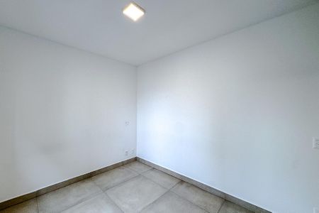 Apartamento para alugar com 165m², 3 quartos e 3 vagas Apartamento para alugar com 165m², 3 quartos e 3 vagasQuarto 1 - Suíte