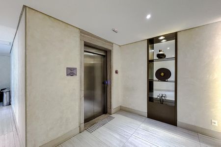 Apartamento para alugar com 165m², 3 quartos e 3 vagas Apartamento para alugar com 165m², 3 quartos e 3 vagasÁrea comum