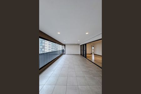 Apartamento para alugar com 165m², 3 quartos e 3 vagas Apartamento para alugar com 165m², 3 quartos e 3 vagasVaranda da Sala