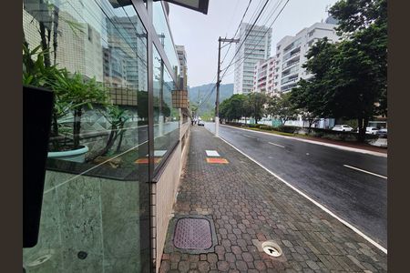 Apartamento para alugar com 130m², 2 quartos e 1 vaga Apartamento para alugar com 130m², 2 quartos e 1 vagaFachada