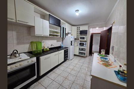 Apartamento para alugar com 130m², 2 quartos e 1 vaga Apartamento para alugar com 130m², 2 quartos e 1 vagaCozinha