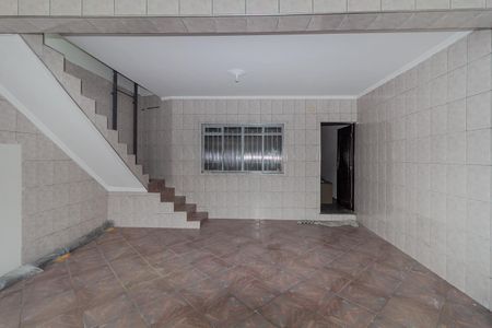 Casa à venda com 160m², 4 quartos e 2 vagas Casa à venda com 160m², 4 quartos e 2 vagasGaragem