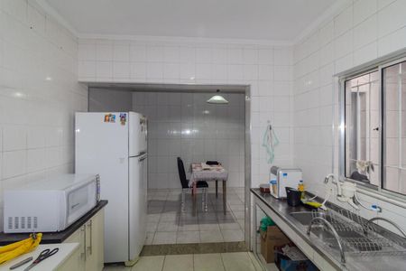 Casa à venda com 160m², 4 quartos e 2 vagas Casa à venda com 160m², 4 quartos e 2 vagasCozinha