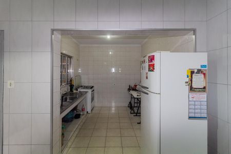 Casa à venda com 160m², 4 quartos e 2 vagas Casa à venda com 160m², 4 quartos e 2 vagasCozinha