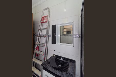 Casa à venda com 160m², 4 quartos e 2 vagas Casa à venda com 160m², 4 quartos e 2 vagasBanheiro
