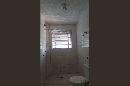 Casa para alugar com 100m², 2 quartos e 2 vagas Casa para alugar com 100m², 2 quartos e 2 vagasBanheiro