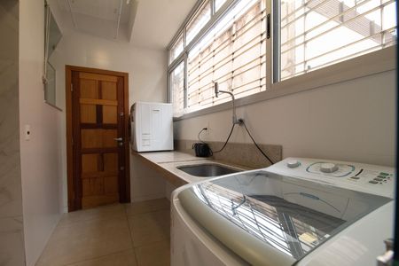 Apartamento à venda com 100m², 3 quartos e sem vaga Apartamento à venda com 100m², 3 quartos e sem vagaÁrea de Serviço