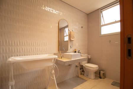 Apartamento à venda com 100m², 3 quartos e sem vaga Apartamento à venda com 100m², 3 quartos e sem vagaBanheiro da Suite