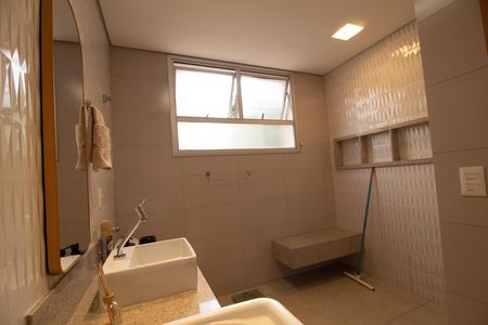 Apartamento à venda com 100m², 3 quartos e sem vaga Apartamento à venda com 100m², 3 quartos e sem vagaBanheiro da Suite