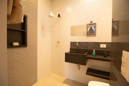 Apartamento à venda com 100m², 3 quartos e sem vaga Apartamento à venda com 100m², 3 quartos e sem vagaBanheiro Social