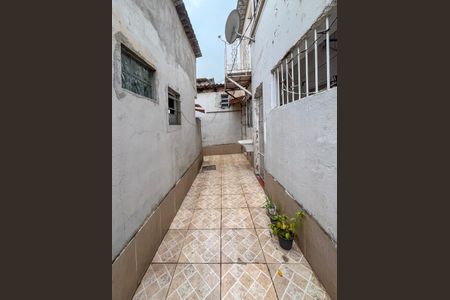 Casa para alugar com 30m², 1 quarto e sem vagaÁrea de Serviço