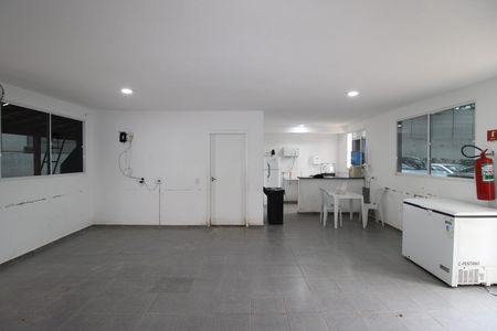 Apartamento para alugar com 39m², 2 quartos e sem vagaÁrea Comum