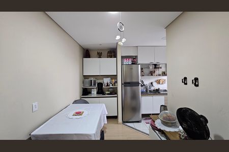 Sala de apartamento à venda com 2 quartos, 51m² em Recanto das Rosas, Osasco