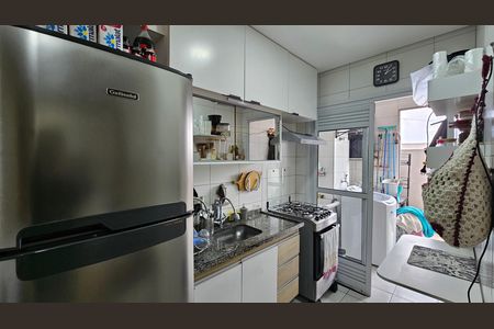 Apartamento à venda com 51m², 2 quartos e 1 vaga Apartamento à venda com 51m², 2 quartos e 1 vagaCozinha e área de serviço