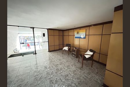 Apartamento à venda com 79m², 2 quartos e 1 vagaHall de entrada