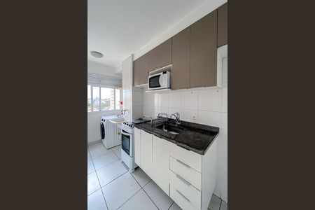 Apartamento à venda com 31m², 3 quartos e sem vaga Apartamento à venda com 31m², 3 quartos e sem vagaCozinha e Área de Serviço