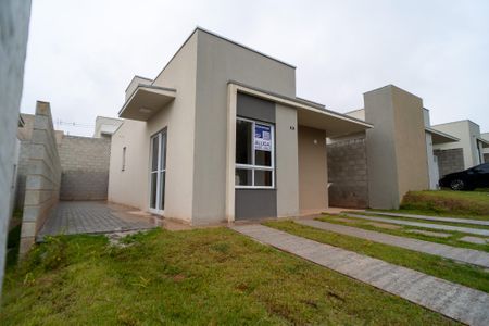 Casa de condomínio para alugar com 70m², 3 quartos e 2 vagas Casa de condomínio para alugar com 70m², 3 quartos e 2 vagasFachada