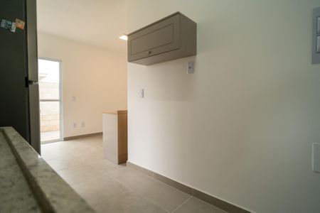 Casa de condomínio para alugar com 70m², 3 quartos e 2 vagas Casa de condomínio para alugar com 70m², 3 quartos e 2 vagasCozinha