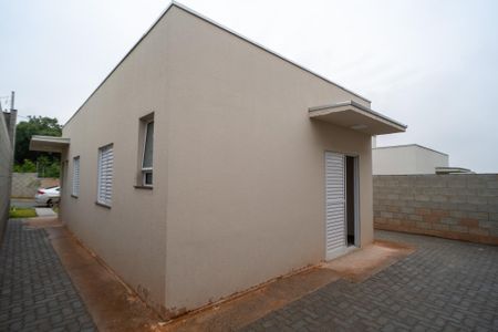 Casa de condomínio para alugar com 70m², 3 quartos e 2 vagas Casa de condomínio para alugar com 70m², 3 quartos e 2 vagasQuintal