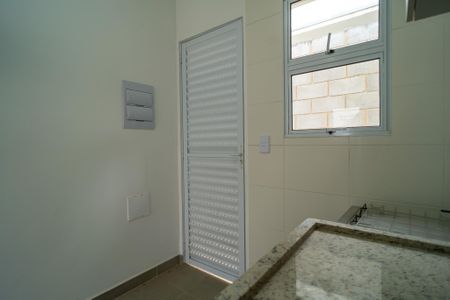 Casa de condomínio para alugar com 70m², 3 quartos e 2 vagas Casa de condomínio para alugar com 70m², 3 quartos e 2 vagasCozinha