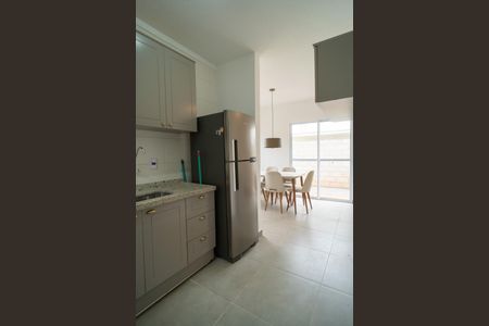 Casa de condomínio para alugar com 70m², 3 quartos e 2 vagas Casa de condomínio para alugar com 70m², 3 quartos e 2 vagasCozinha