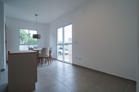 Casa de condomínio para alugar com 70m², 3 quartos e 2 vagas Casa de condomínio para alugar com 70m², 3 quartos e 2 vagasSala