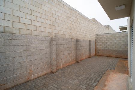 Casa de condomínio para alugar com 70m², 3 quartos e 2 vagas Casa de condomínio para alugar com 70m², 3 quartos e 2 vagasQuintal