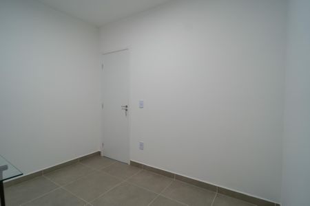 Casa de condomínio para alugar com 70m², 3 quartos e 2 vagas Casa de condomínio para alugar com 70m², 3 quartos e 2 vagasQuarto
